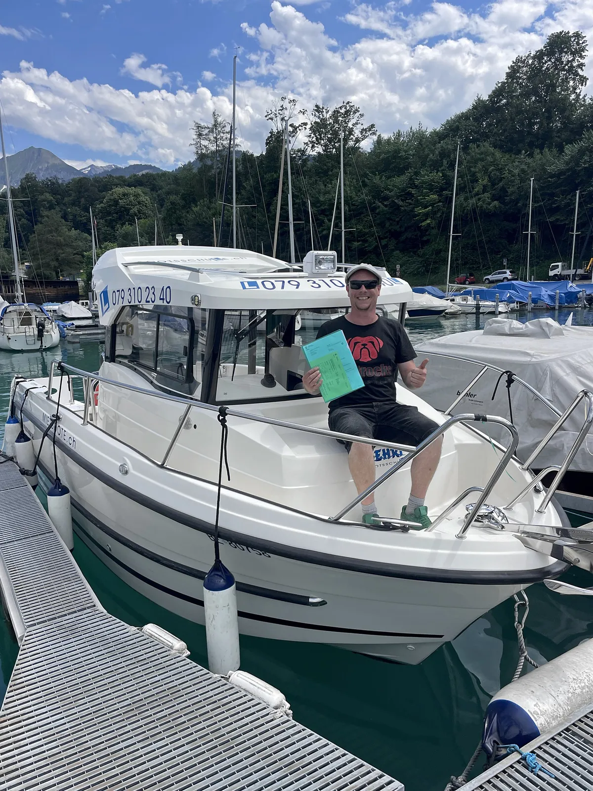 bootspruefung-thunersee-bootsschule.jpg