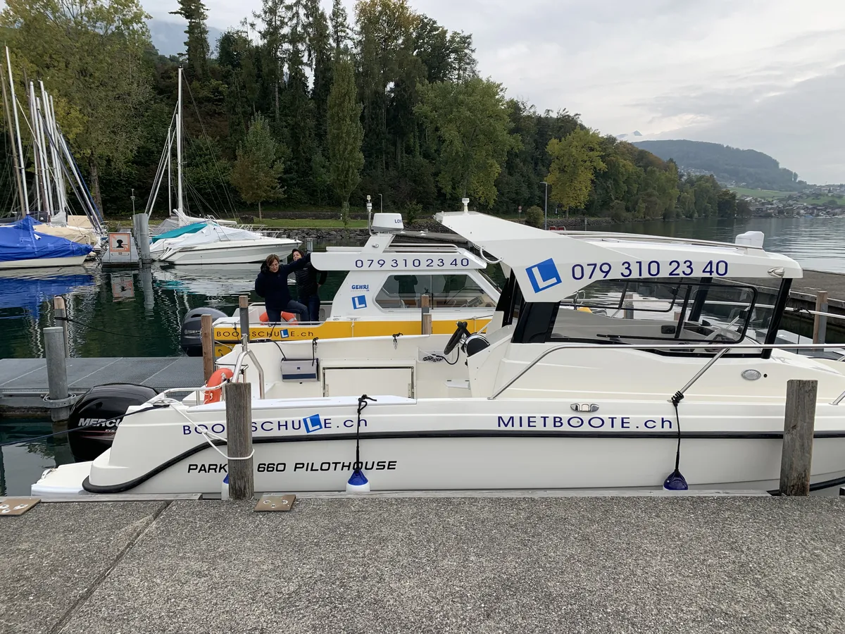 Nachhaltiger Bootsunterricht & Bootspr&uuml;fung Kat. A am Thunersee